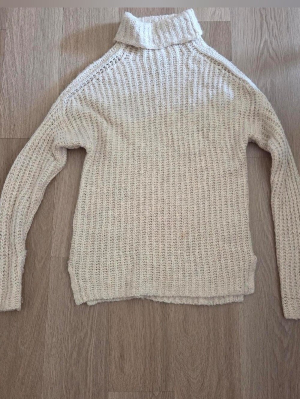 Abercrombie & Fitch Soft A&F Collection Chunky Ribbed Turtleneck Tunic Sweater